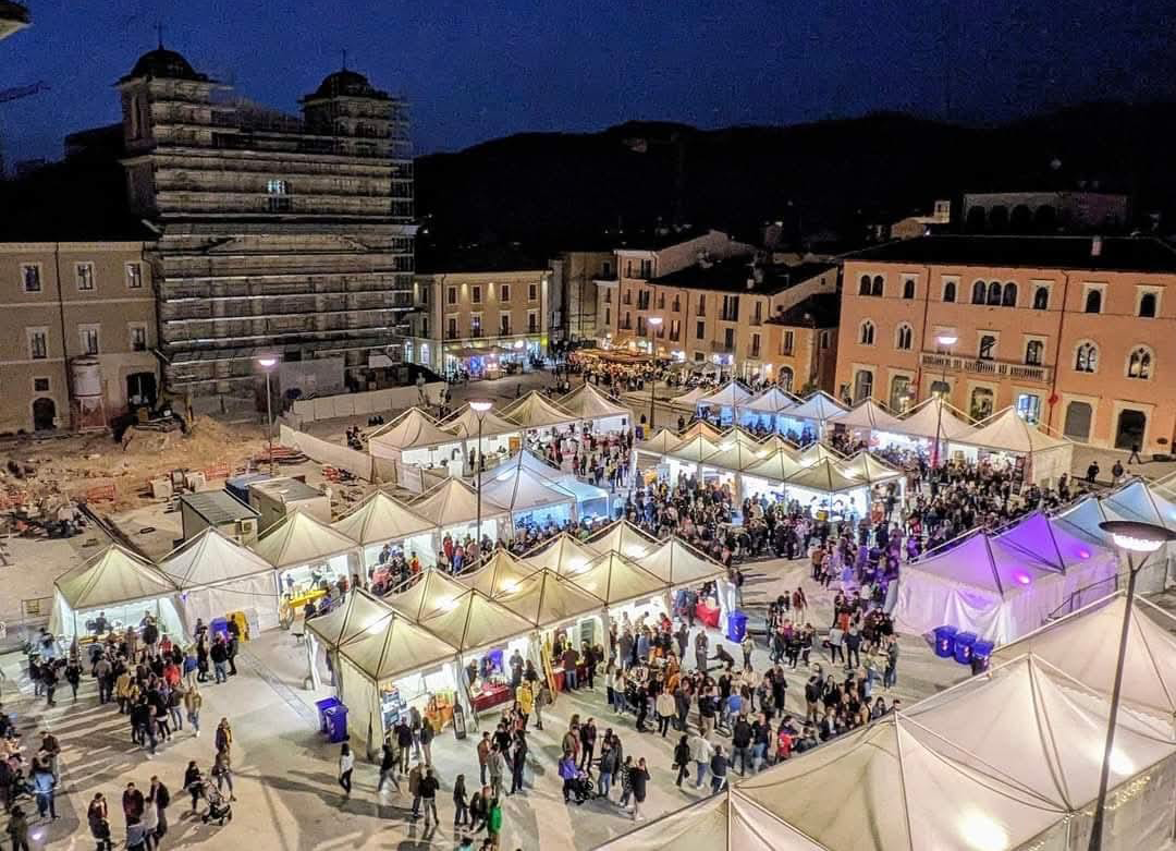 NOLEGGIO GAZEBO PER EVENTI: Trasforma il tuo evento in un successo assicurato!